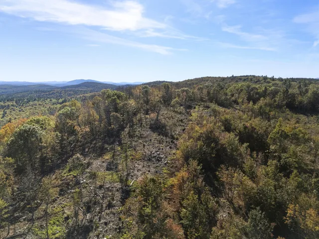 $375,000 | 2 Beech Hill, Waterford, ME 04088