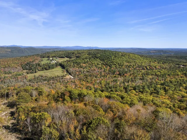 $375,000 | 2 Beech Hill, Waterford, ME 04088