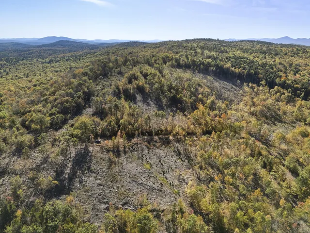 $375,000 | 2 Beech Hill, Waterford, ME 04088