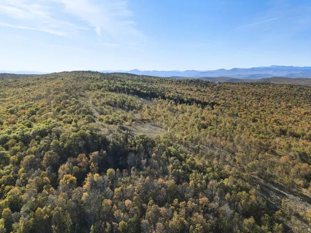 $375,000 | 2 Beech Hill, Waterford, ME 04088