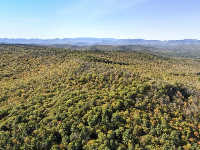 $375,000 | 2 Beech Hill, Waterford, ME 04088