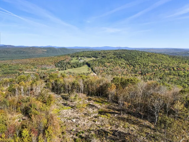 $375,000 | 2 Beech Hill, Waterford, ME 04088