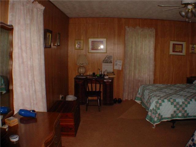 8904 Mary Holmes Road Trafalgar, IN 46181 - Photo 3 of 11 Gallery Image 3