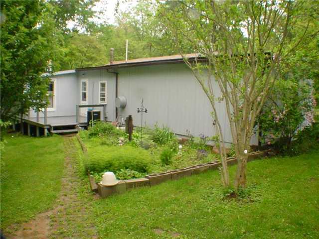 8904 Mary Holmes Road Trafalgar, IN 46181 - Photo 9 of 11 Gallery Image 9
