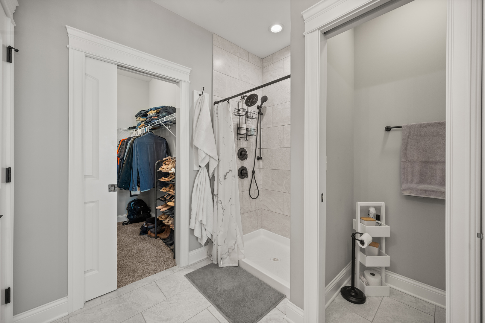 1435 Beach Lane Sycamore, IL 60178 - Photo 25 of 39 a view of bathroom