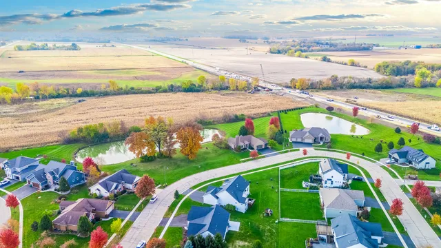 a view of an outdoor space