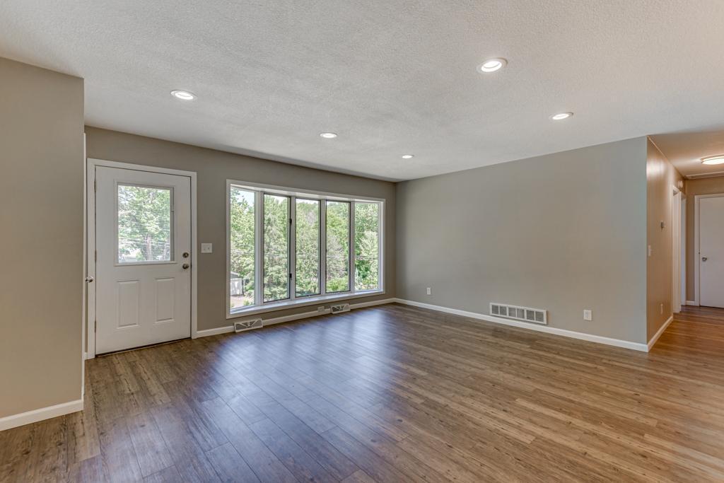 6225 Red Oak Road Mound, MN 55364 - Photo 4 of 39 Gallery Image 4