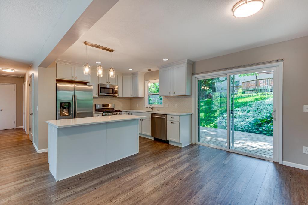 6225 Red Oak Road Mound, MN 55364 - Photo 7 of 39 Gallery Image 7