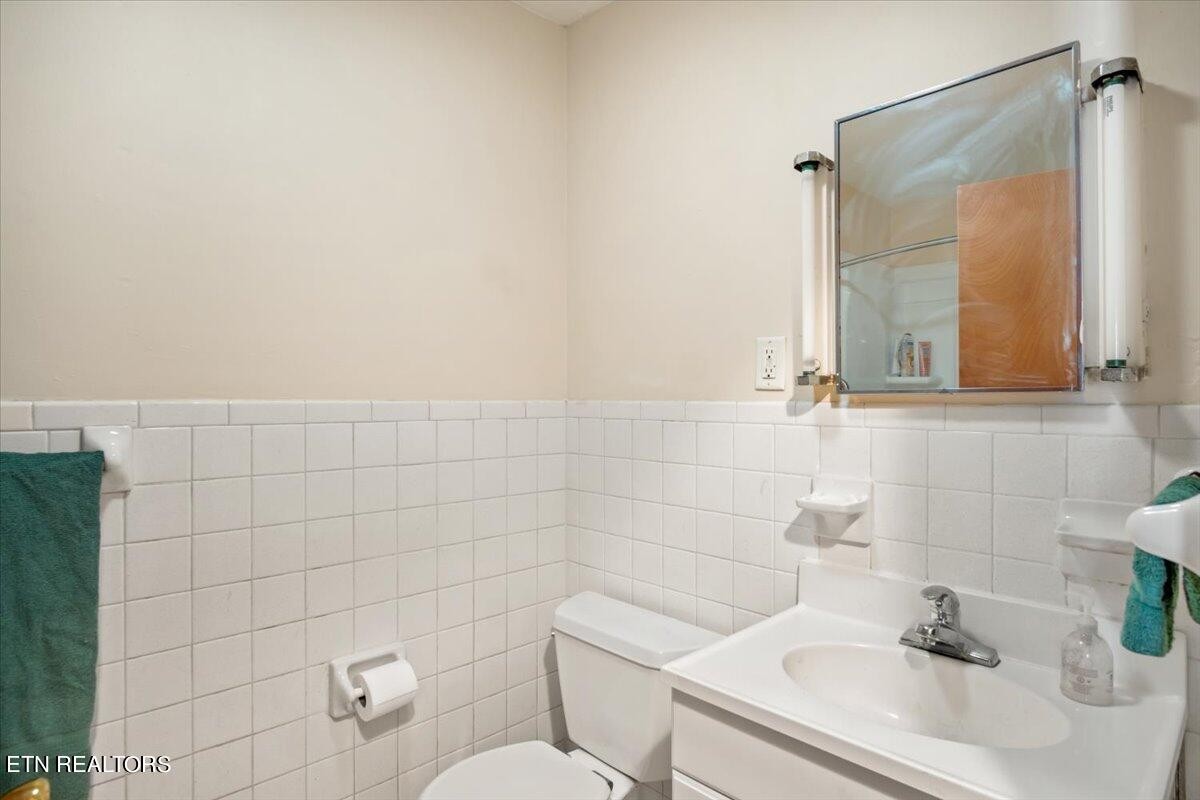 1611 Edds Road Knoxville, TN 37914 - Photo 18 of 28
