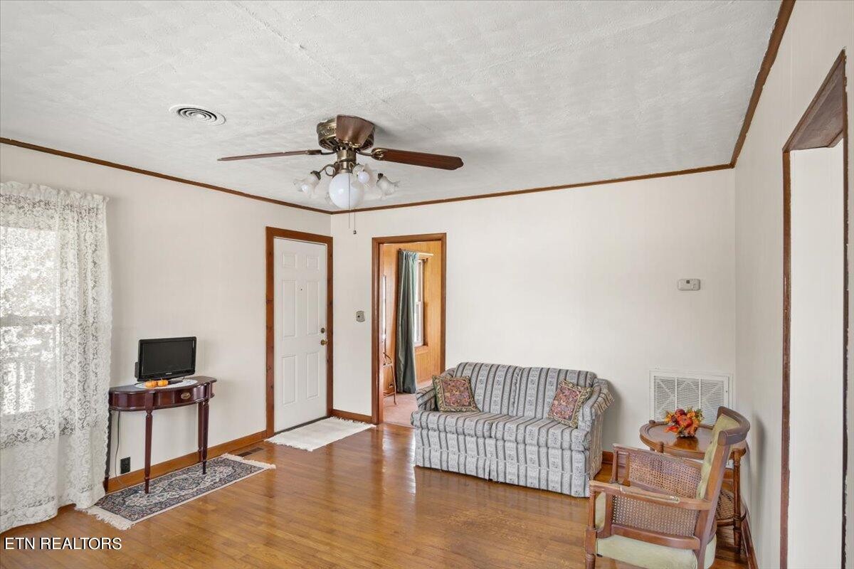 1611 Edds Road Knoxville, TN 37914 - Photo 7 of 28