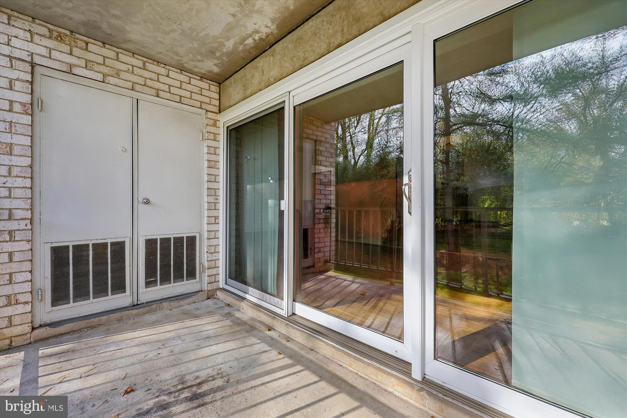 14428 Parkvale Road, Unit 3 Rockville, MD 20853 - Photo 32 of 37