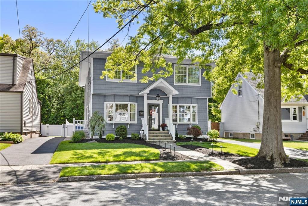 347 West Passaic Avenue Rutherford, NJ 07070 - Photo 3 of 38