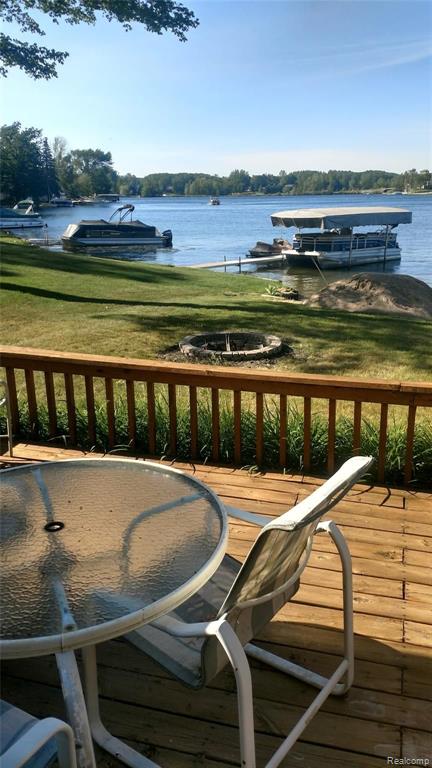 10536 Maple Crossing Canadian Lakes, MI 49346 - Photo 20 of 24