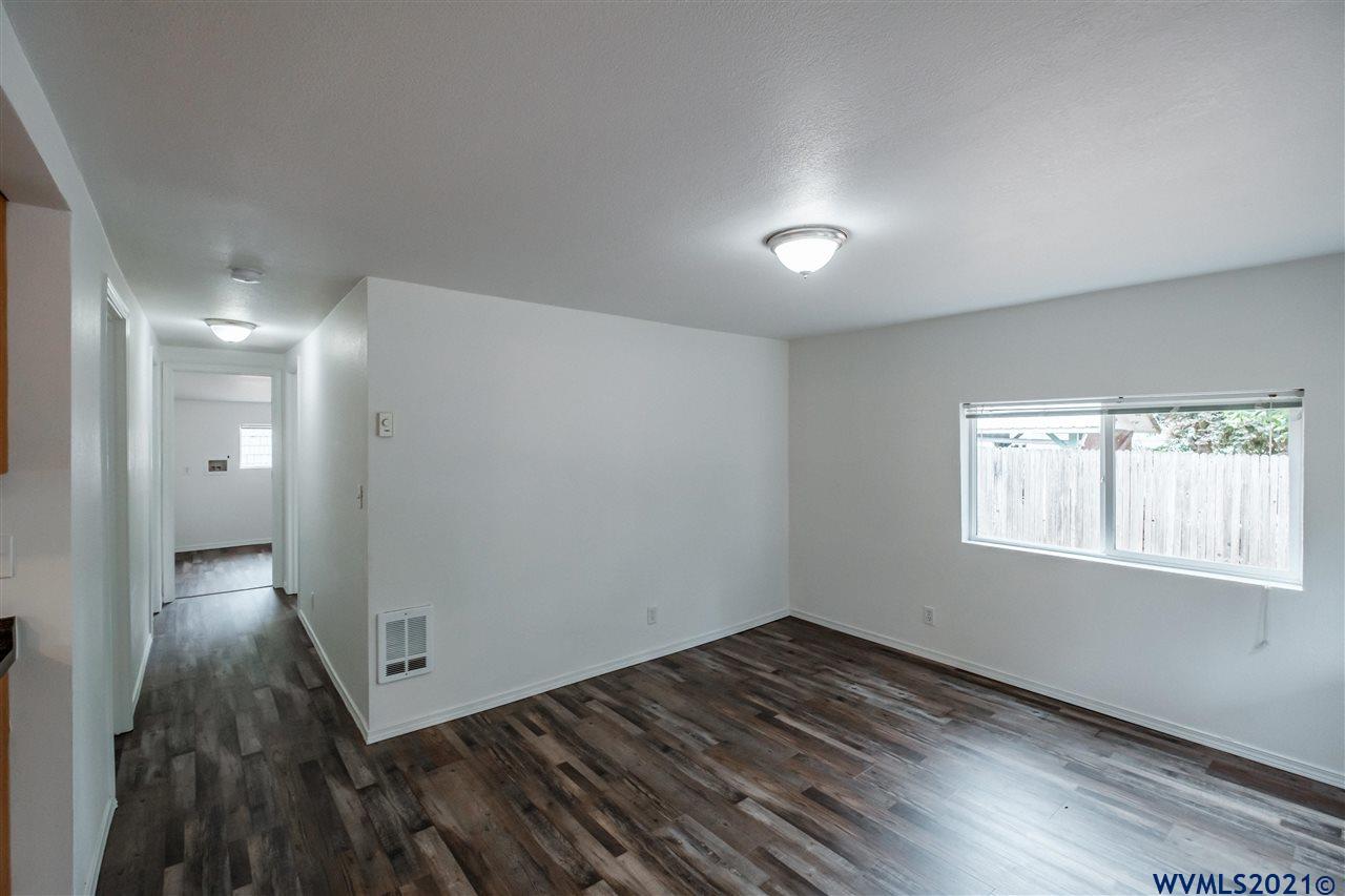 1308 Clark Mill Road Sweet Home, OR 97386 - Photo 8 of 36 Gallery Image 8