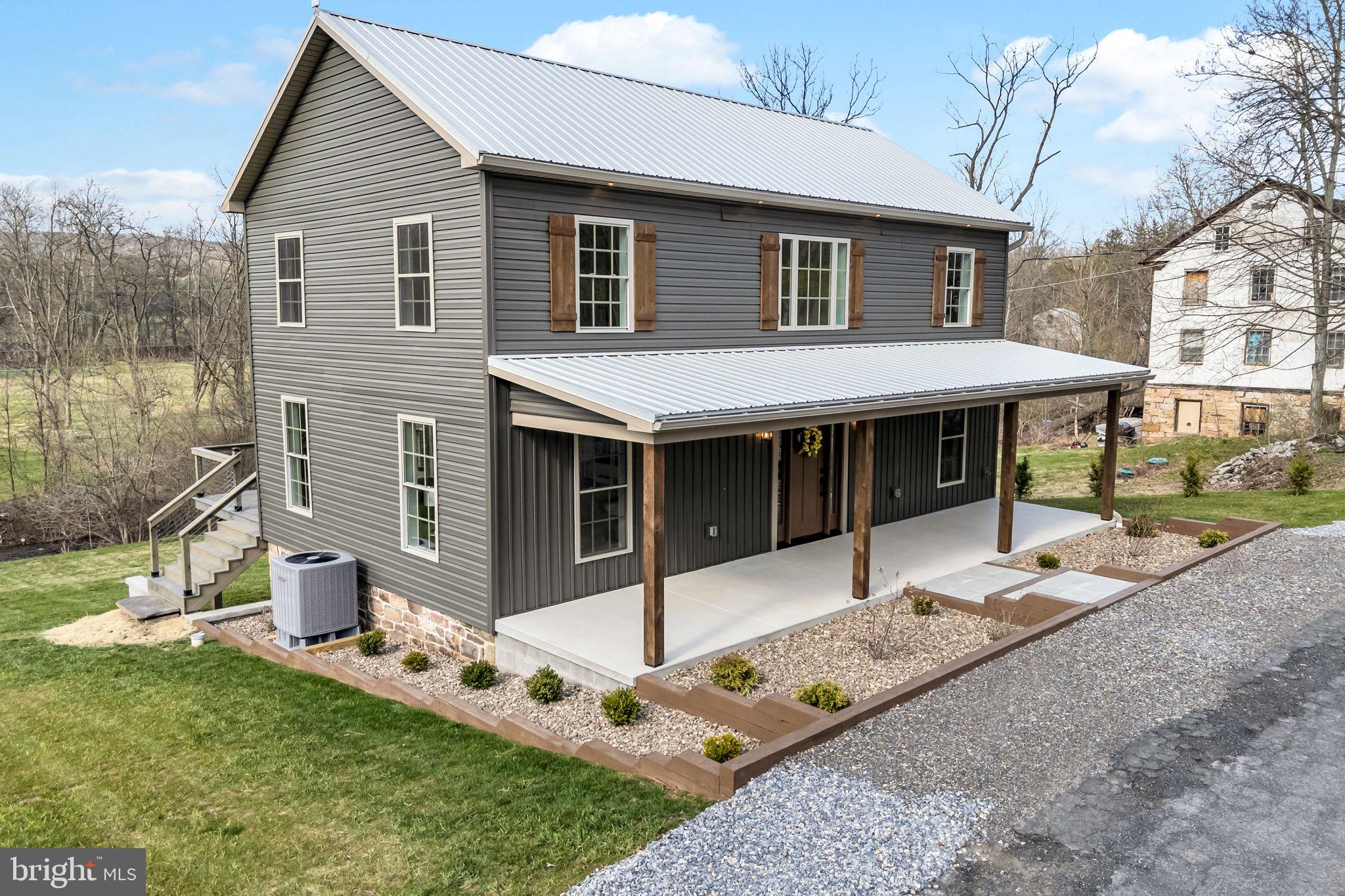 22 Academy Road Newport, PA 17074 - Photo 2 of 37