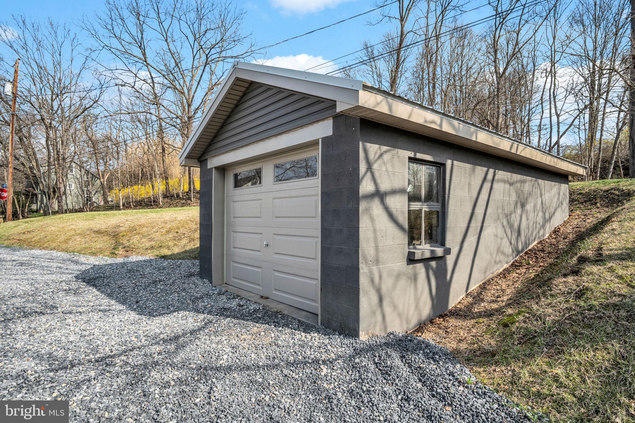 22 Academy Road Newport, PA 17074 - Photo 30 of 37