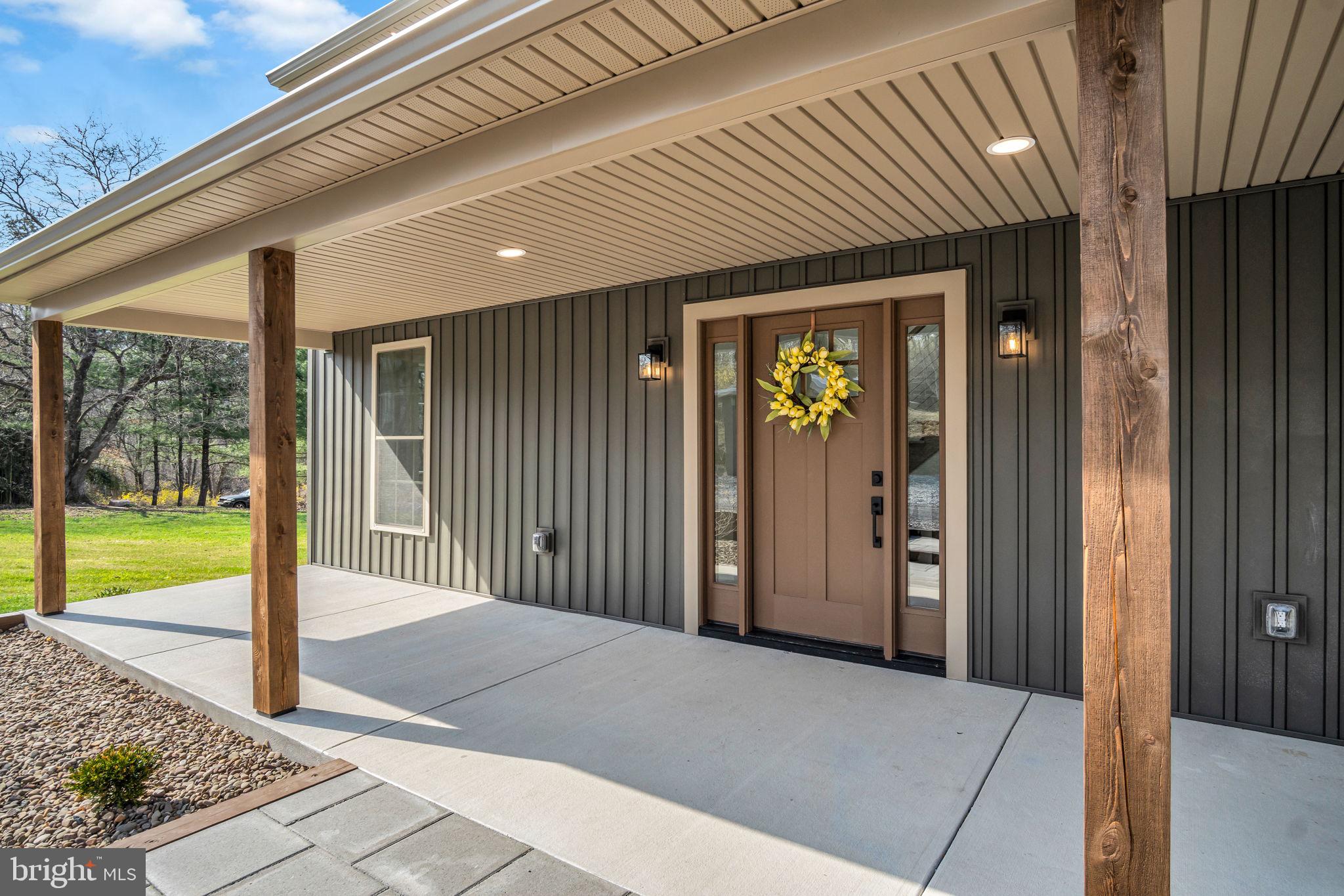 22 Academy Road Newport, PA 17074 - Photo 3 of 37