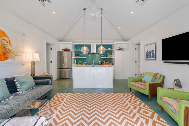 $11,000,000 | 50 Rutland Boulevard, West Palm Beach, FL 33405