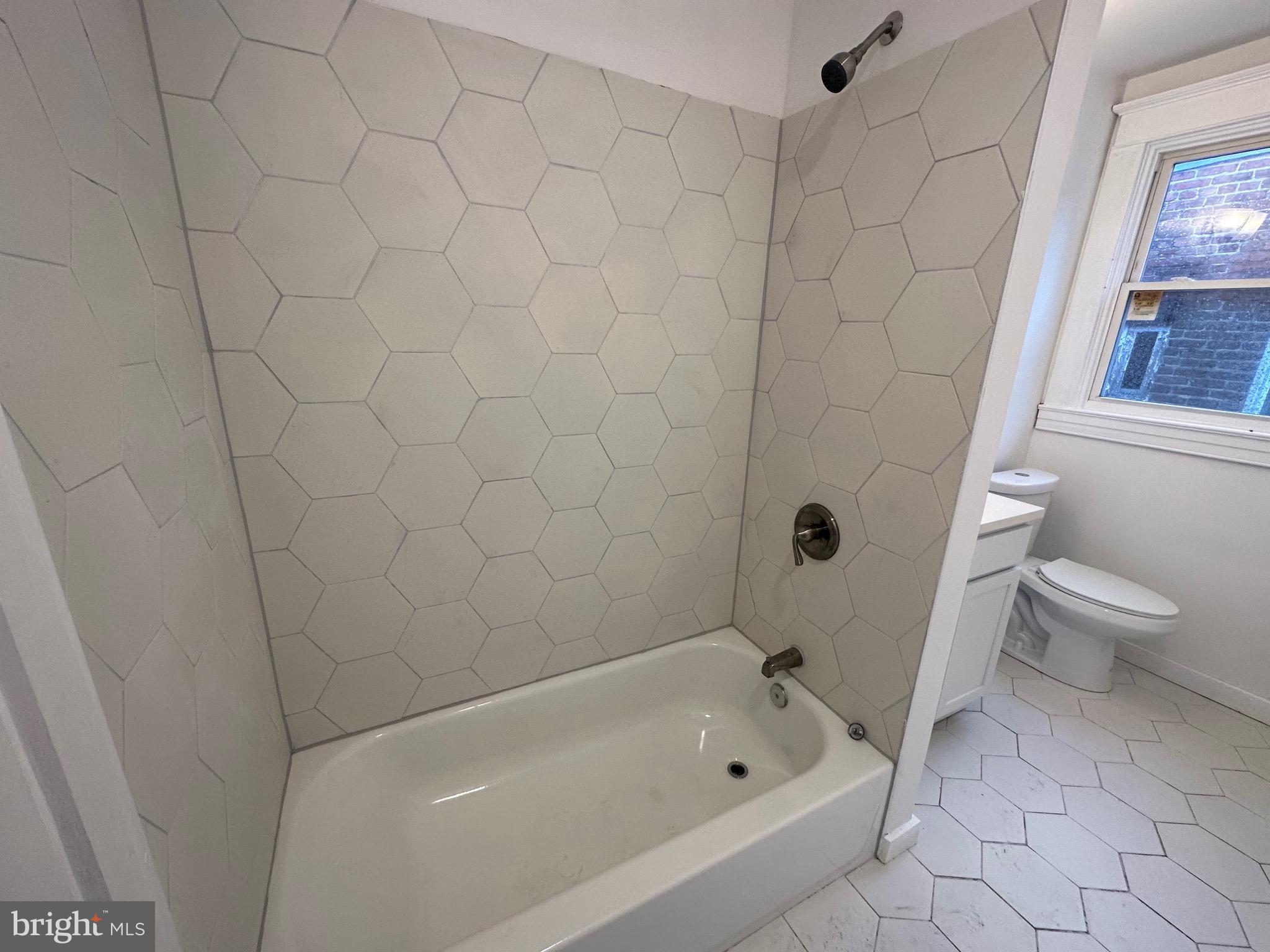 4227 Euclid Avenue, Unit B Baltimore, MD 21229 - Photo 5 of 87