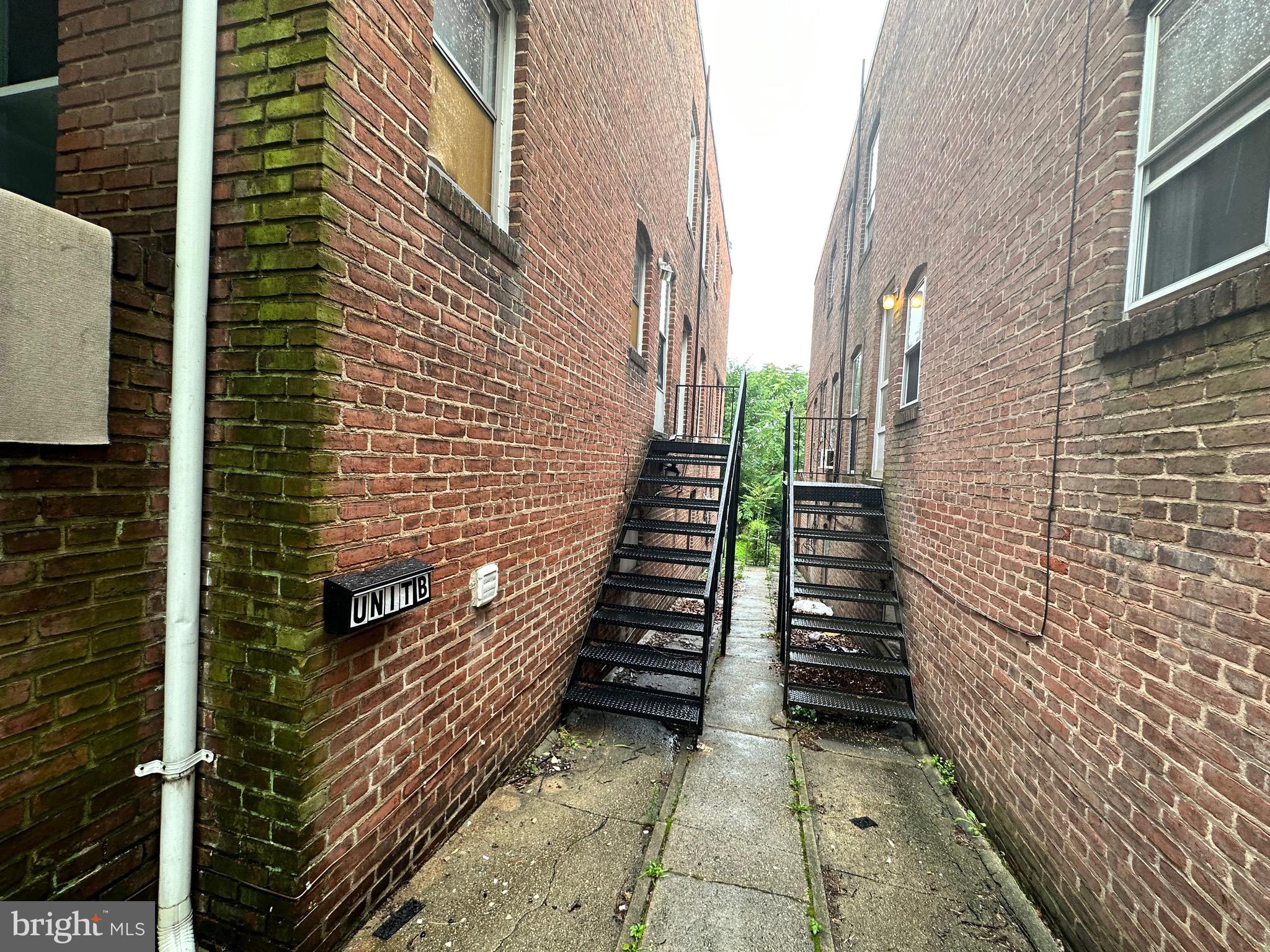 4227 Euclid Avenue, Unit B Baltimore, MD 21229 - Photo 79 of 87 a view of a pathway both side of building