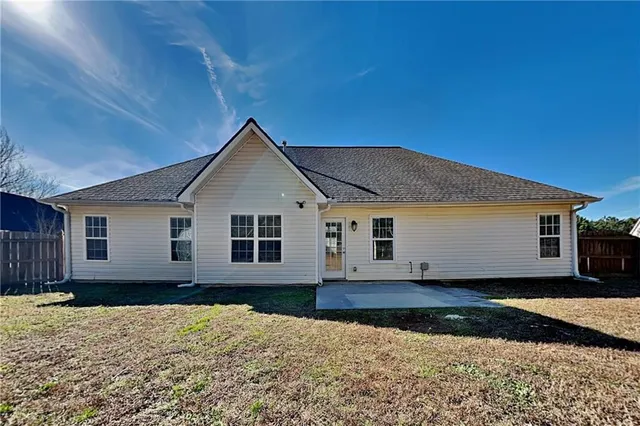 $2,200 | 917 Tucker Lane, Loganville, GA 30052