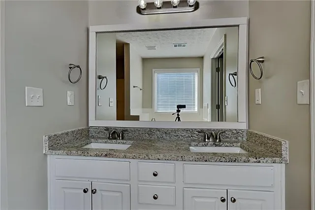 $2,200 | 917 Tucker Lane, Loganville, GA 30052