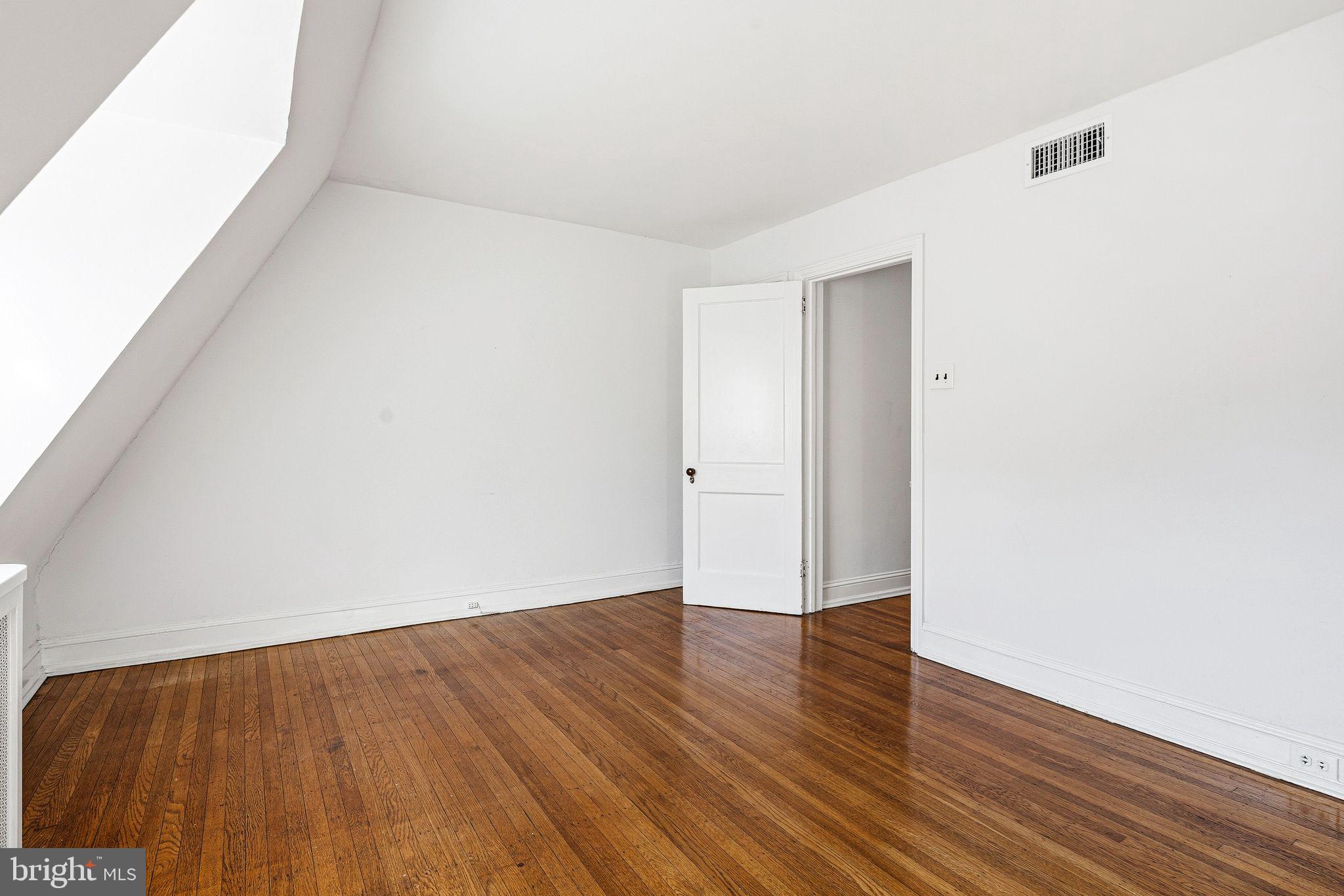 2139 St James Place Philadelphia, PA 19103 - Photo 28 of 44 Third Floor Front Bedroom