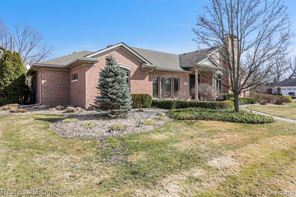 472 Shelbourne Road Grosse Pointe Farms, MI 48236 - Photo 2 of 45