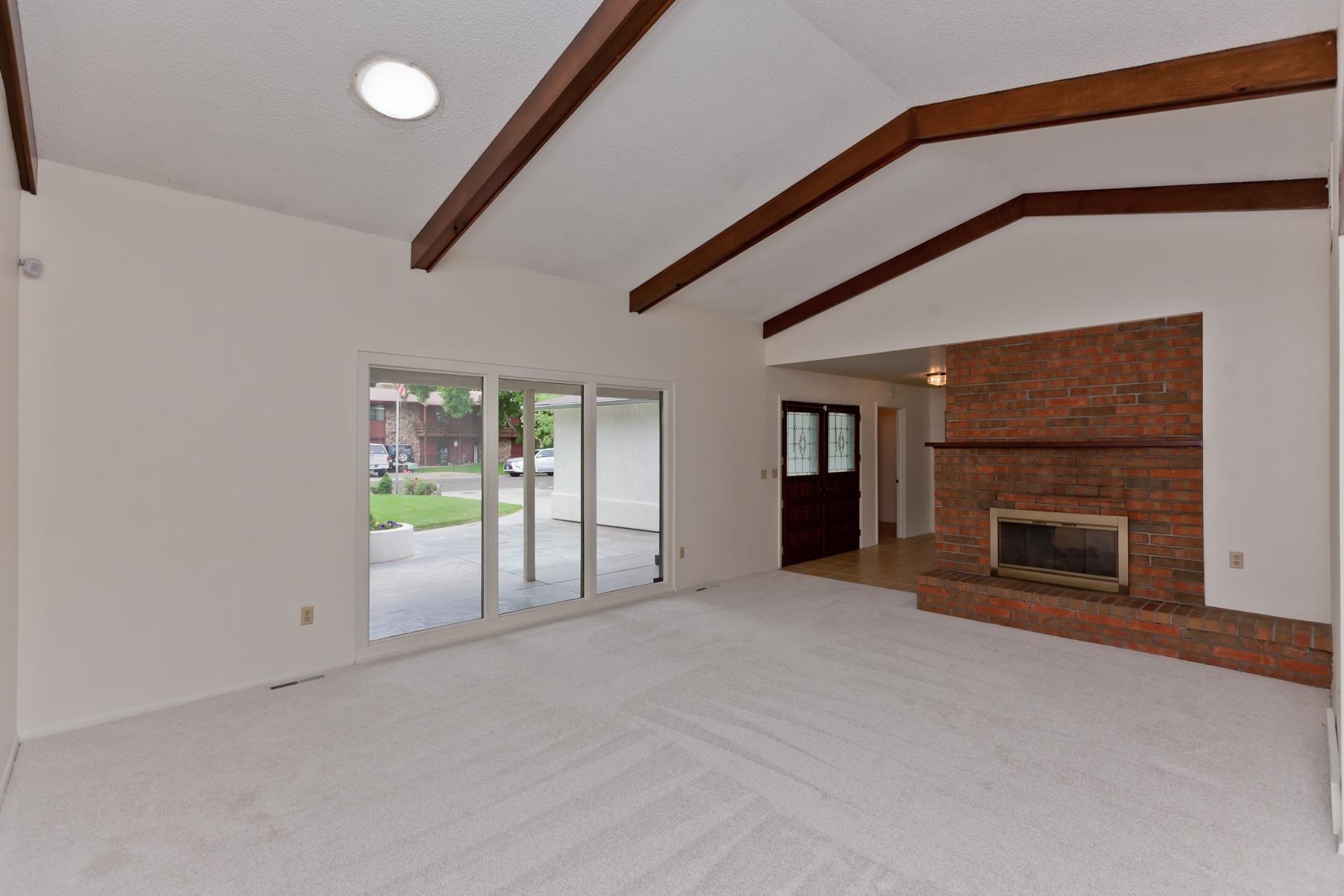 222 Willowbrook Road Grand Junction, CO 81506 - Photo 6 of 42 Gallery Image 6
