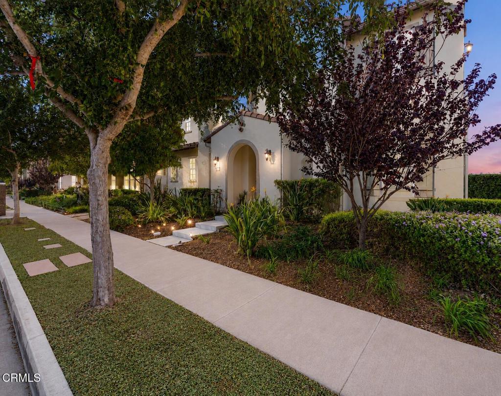 241 Stonegate Road Camarillo, CA 93010 - Photo 4 of 18