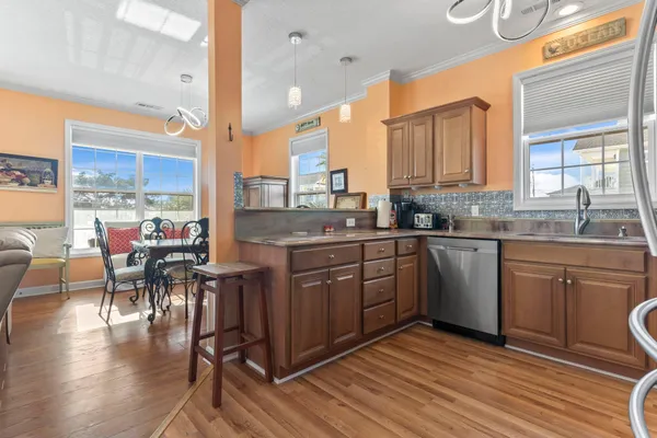 $1,125,000 | 124 Rainbow Drive, Murrells Inlet, SC 29576