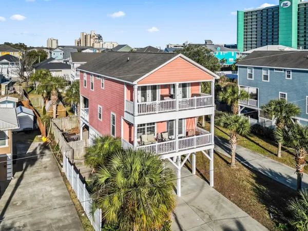 $1,125,000 | 124 Rainbow Drive, Murrells Inlet, SC 29576