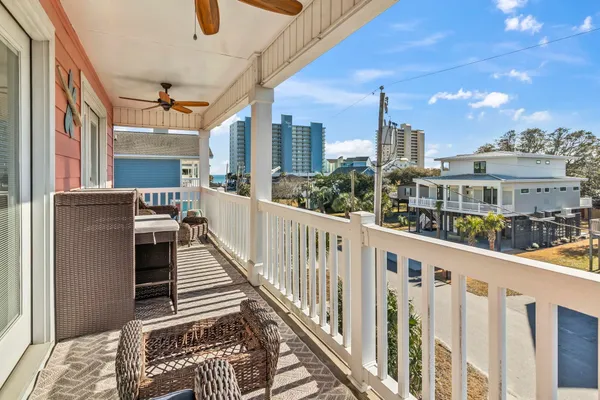 $1,125,000 | 124 Rainbow Drive, Murrells Inlet, SC 29576