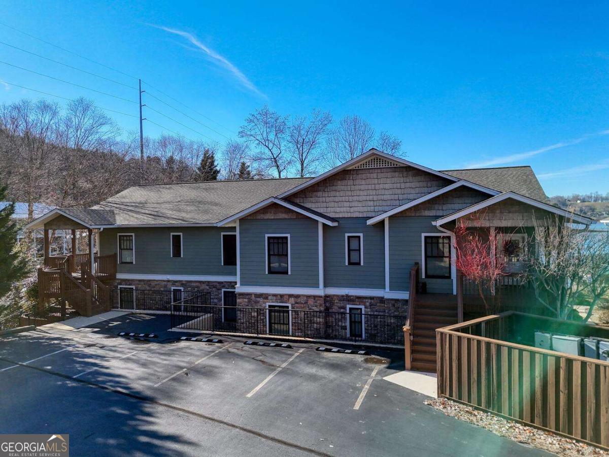 1405 Lakeside Road, Unit 303 Hiawassee, GA 30546 - Photo 3 of 44