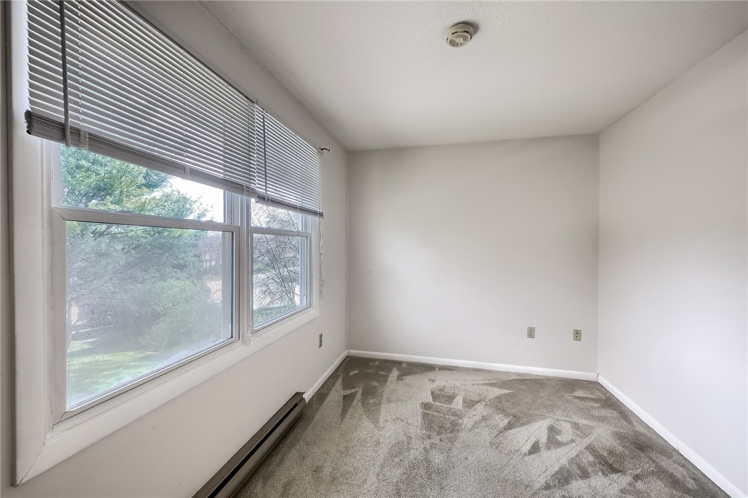 95 Quannacut Road Westerly, RI 02891 - Photo 25 of 33 Bedroom