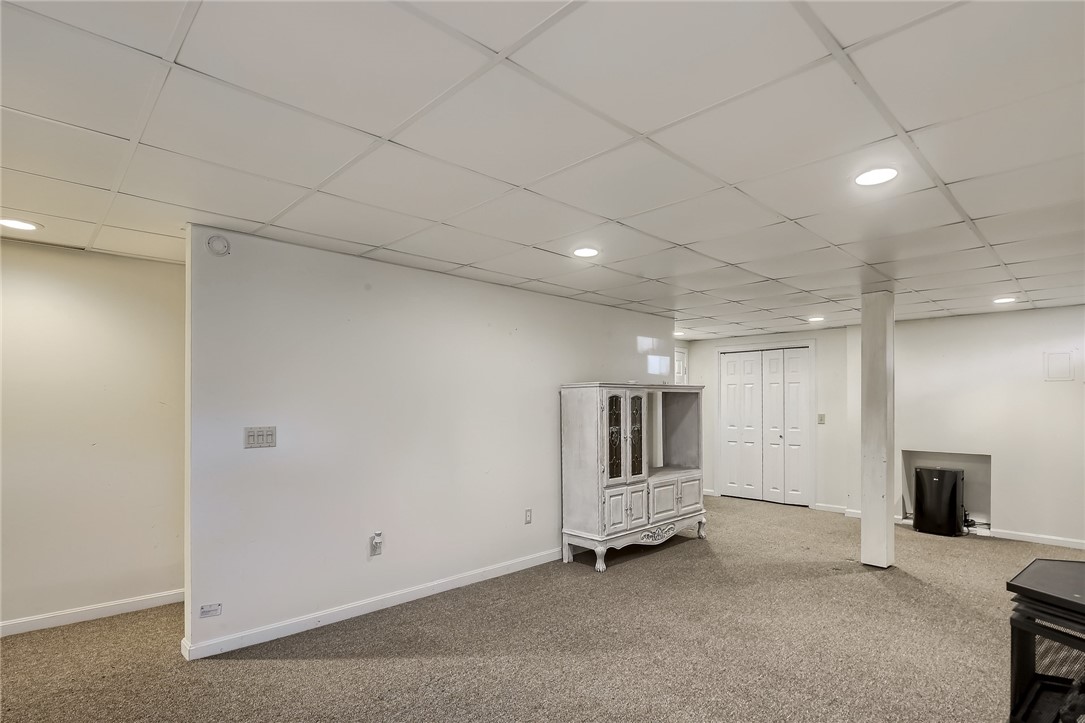 95 Quannacut Road Westerly, RI 02891 - Photo 28 of 33 Lower Level Family Room