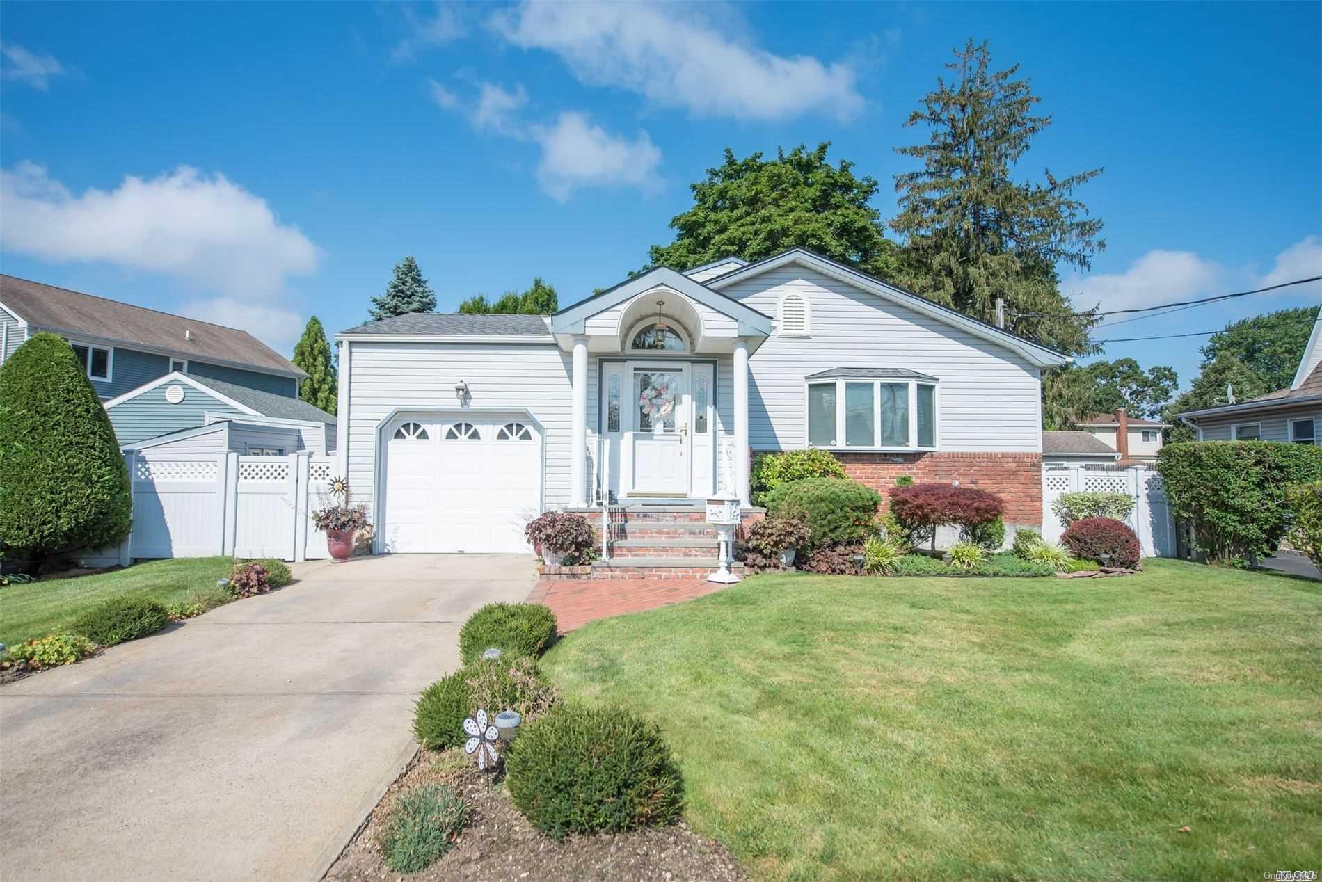 1664 Lewis Road Merrick, NY 11566 - Photo 1 of 1 Front