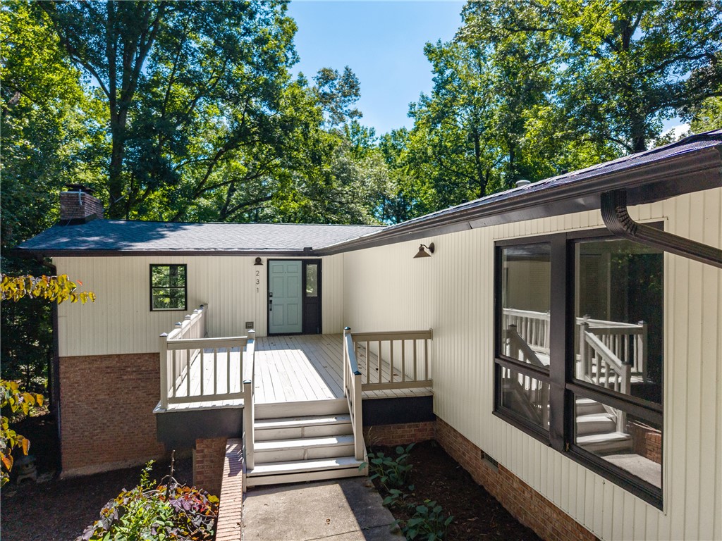 231 Kings Way Clemson, SC 29631 - Photo 2 of 43