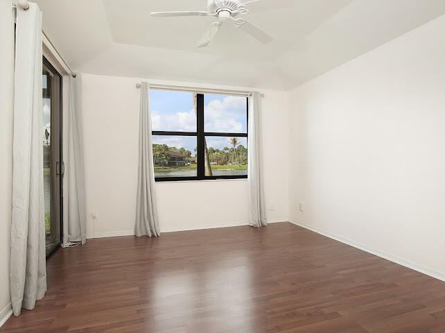 6081 Southeast Landing Way, Unit 6 Stuart, FL 34997 - Photo 14 of 37 IMG_2746