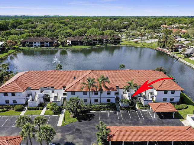 6081 Southeast Landing Way, Unit 6 Stuart, FL 34997 - Photo 2 of 37 IMG_2731