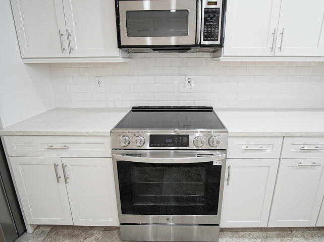 6081 Southeast Landing Way, Unit 6 Stuart, FL 34997 - Photo 23 of 37 IMG_2755