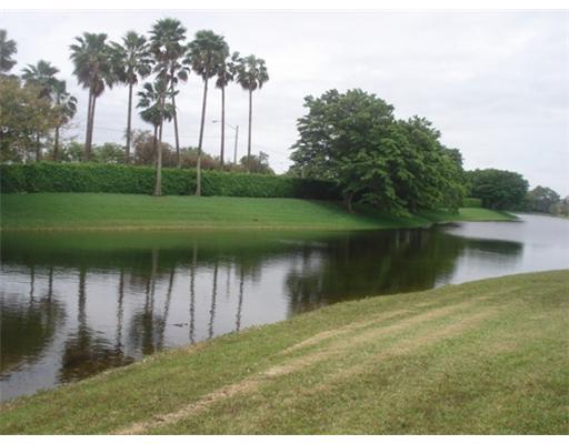 22042 Flower Drive Boca Raton, FL 33428 - Photo 3 of 16 Additional Photo