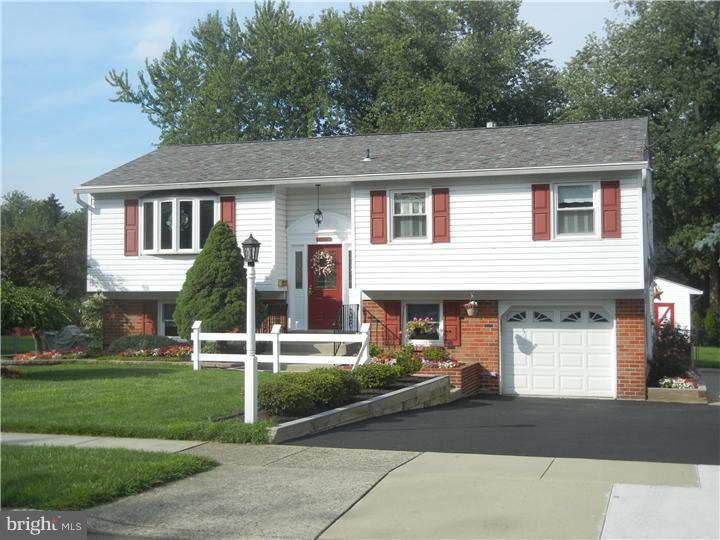1437 Foster Road Warminster, PA 18974 - Photo 18 of 25 Gallery Image 18