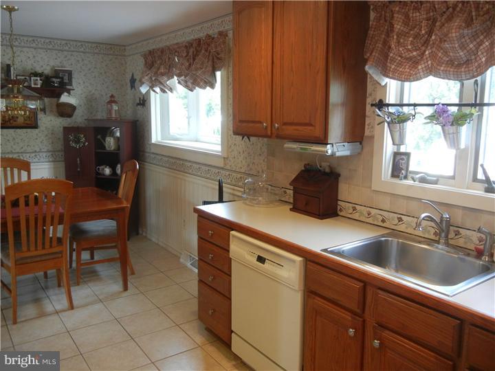 1437 Foster Road Warminster, PA 18974 - Photo 24 of 25 Gallery Image 24