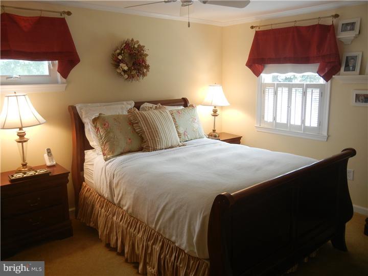 1437 Foster Road Warminster, PA 18974 - Photo 8 of 25 Gallery Image 8