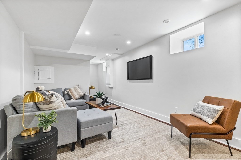 10 Hadwin Way Boston, MA 02131 - Photo 25 of 38 Gallery Image 25