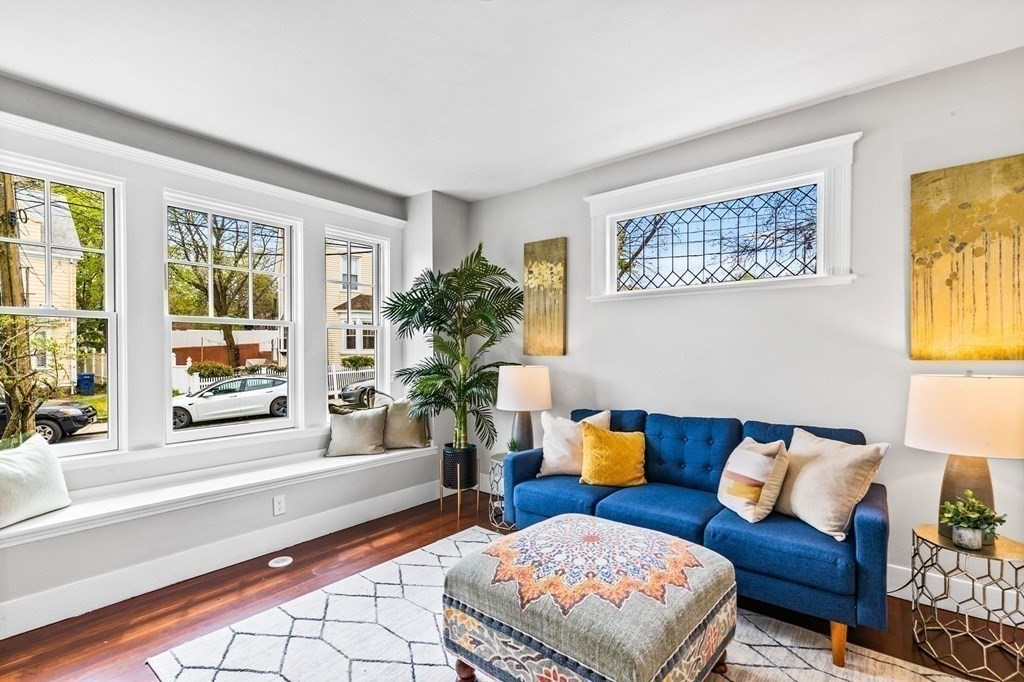 10 Hadwin Way Boston, MA 02131 - Photo 4 of 38 Gallery Image 4
