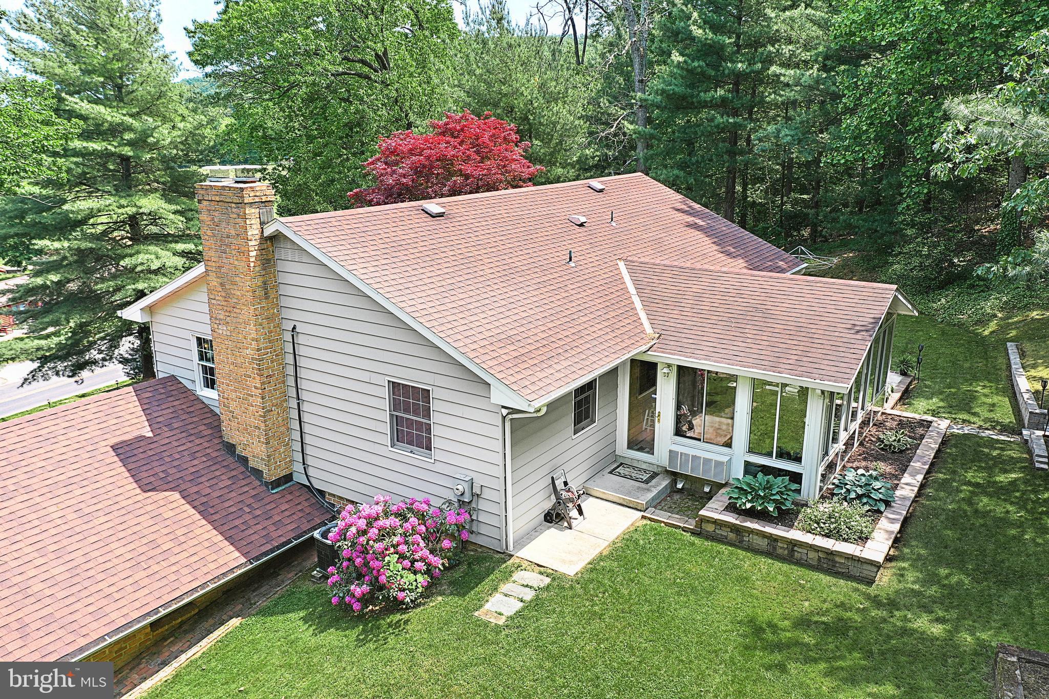 451 Racetrack Road Abbottstown, PA 17301 - Photo 8 of 52 Gallery Image 8