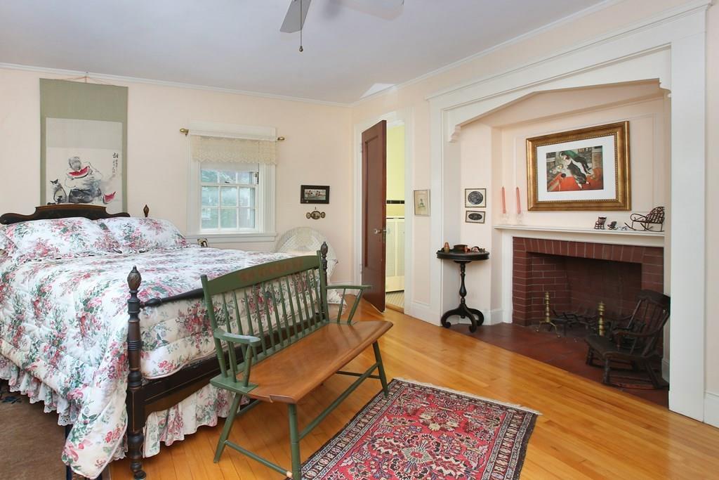 12 Worthington Road Brookline, MA 02446 - Photo 13 of 15 Gallery Image 13