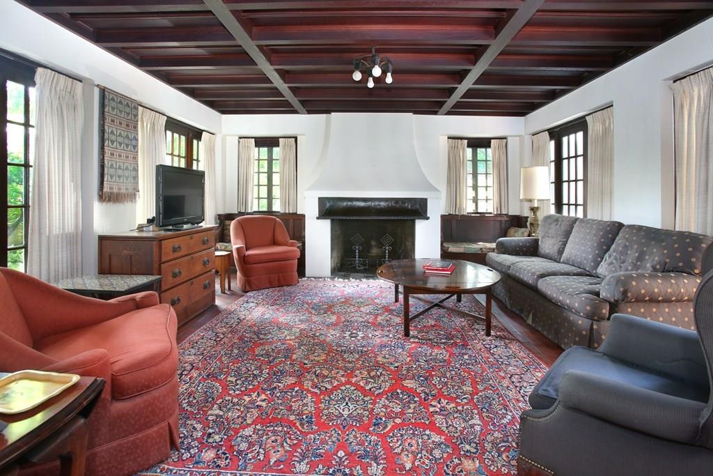 12 Worthington Road Brookline, MA 02446 - Photo 9 of 15 Gallery Image 9